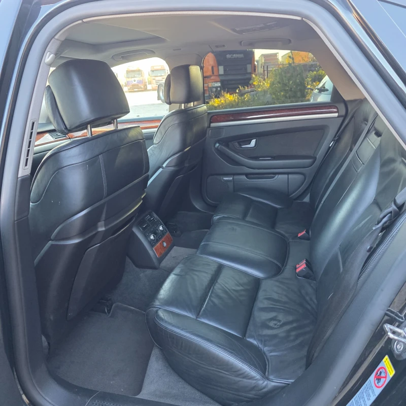 Audi A8, снимка 5 - Автомобили и джипове - 52002025