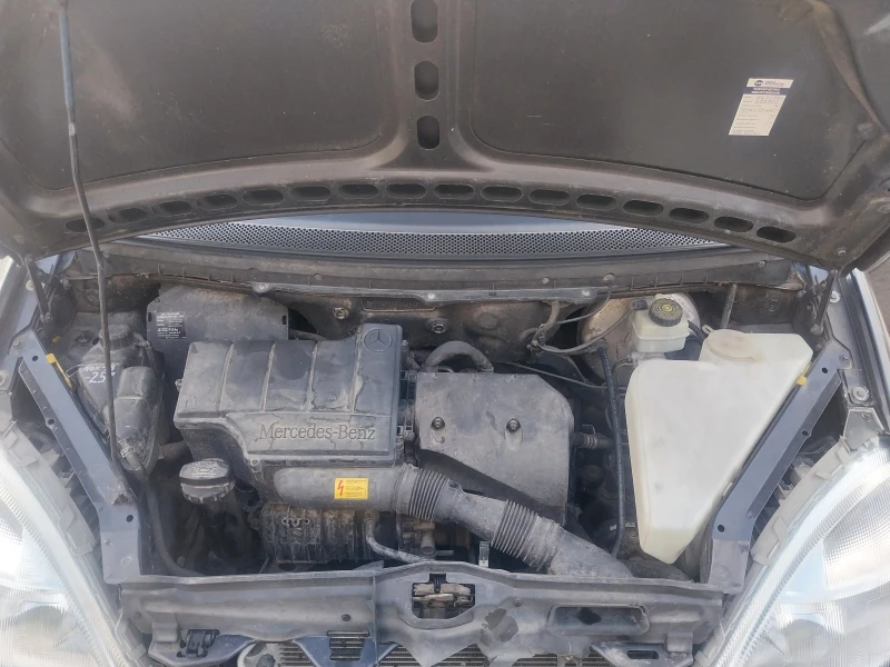 Mercedes-Benz A 190 Мерцедес А 190-бензин, снимка 7 - Автомобили и джипове - 52257378