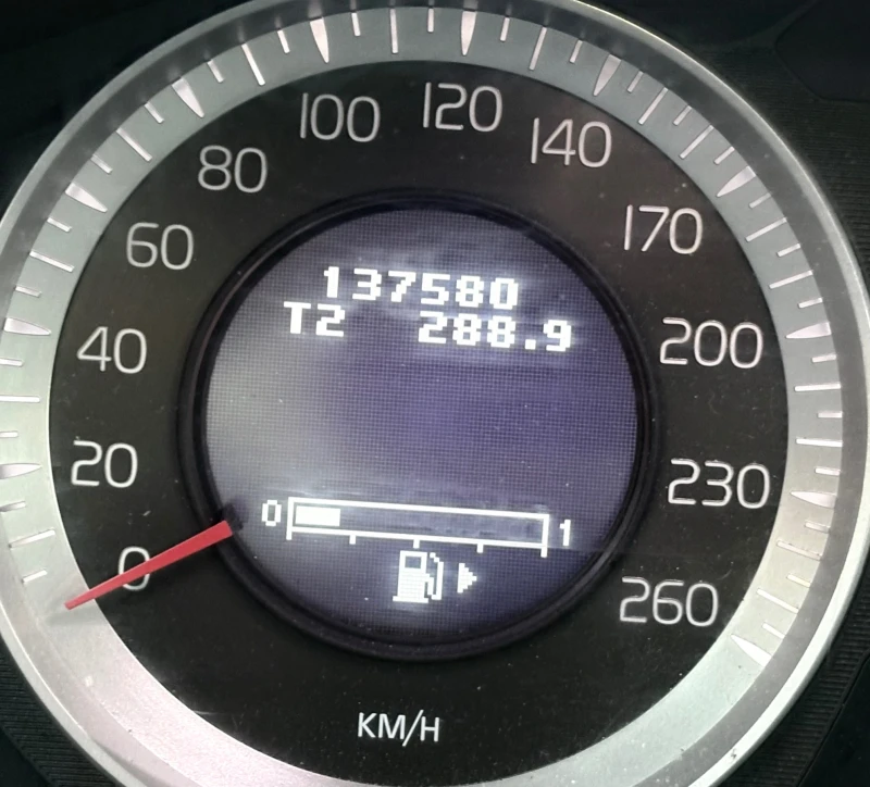 Volvo V60 2.0 D3, 163HP, 137 ХИЛ. КМ, АВТОМАТИК, снимка 16 - Автомобили и джипове - 52442329