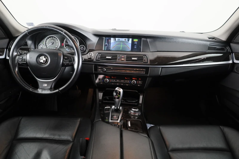 BMW 520, снимка 7 - Автомобили и джипове - 53122374