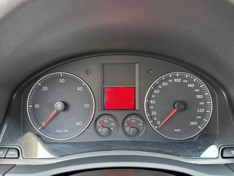 VW Golf 1.9TDI, снимка 13 - Автомобили и джипове - 53192682