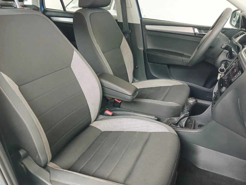 Skoda Rapid Spaceback , снимка 9 - Автомобили и джипове - 53334985