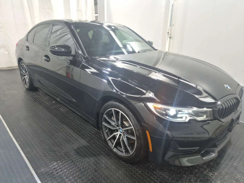 BMW 330 * 330I XDRIVE * CARFAX * ПАНОРАМА * ПОДГРЕВИ * , снимка 2 - Автомобили и джипове - 53583954