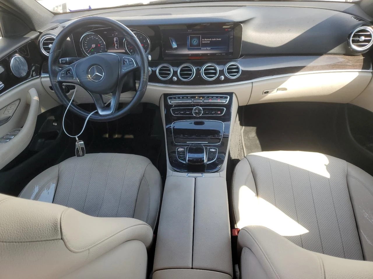 Mercedes-Benz E 300 9G TRONIC/ТОП/КЛИП НА МОТОРА - изображение 8