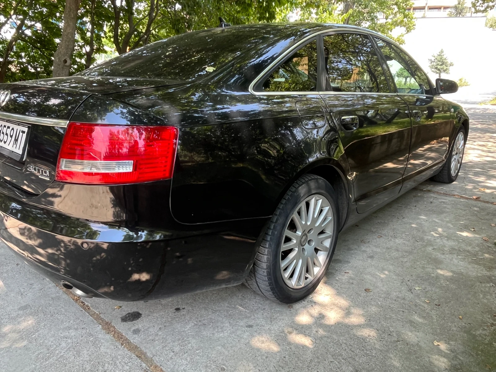 Audi A6 3.0  - изображение 3