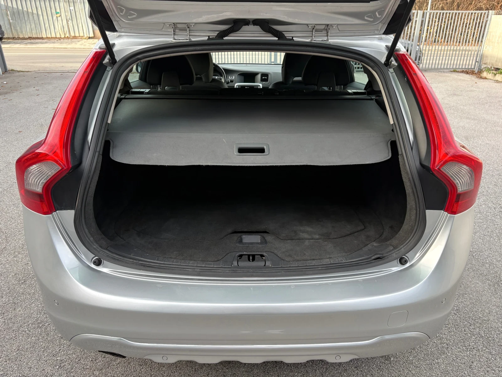 Volvo V60 2.0 D3, 163HP, 137 . ,  | Mobile.bg   15