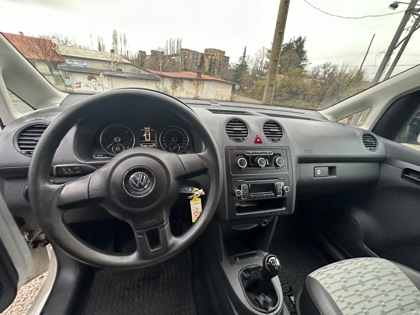 VW Caddy 1.6 TDI  - изображение 9