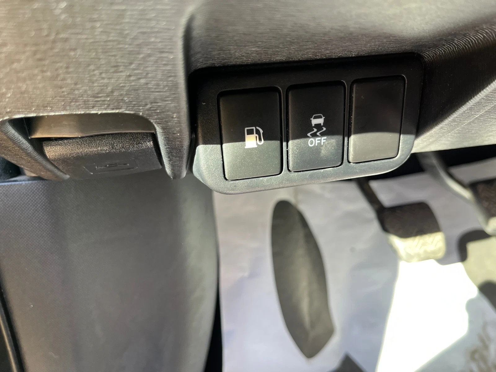 Toyota Avensis 1.8 16V FACE | Mobile.bg � ����������� 8