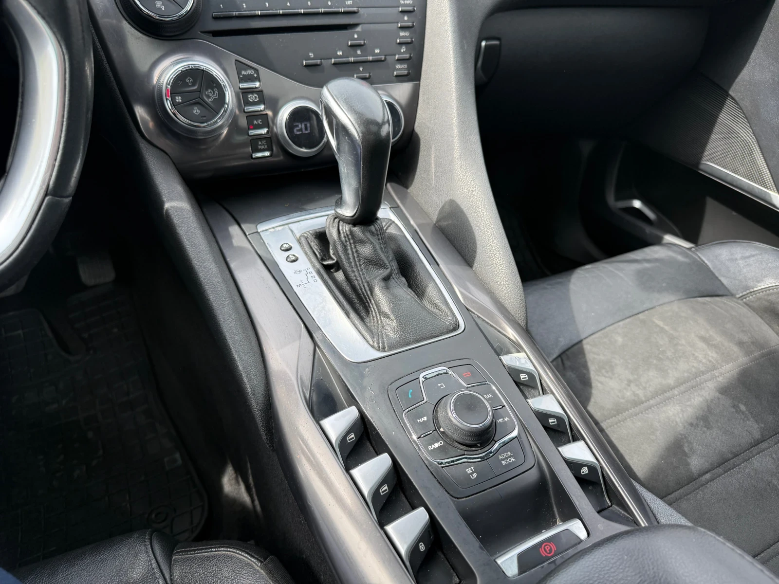 Citroen DS5 2.0 HDi, снимка 7 - Автомобили и джипове - 54181013