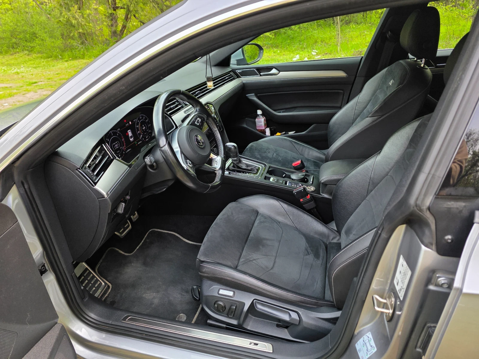 VW Arteon 2.0TDI R-Line, снимка 9 - Автомобили и джипове - 54181028