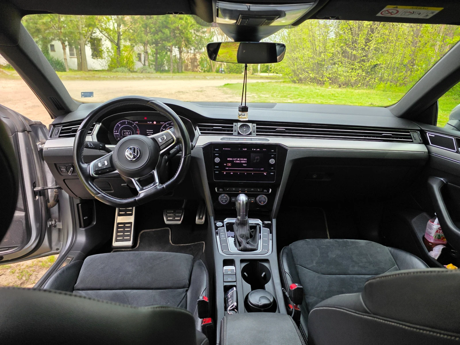 VW Arteon 2.0TDI R-Line, снимка 11 - Автомобили и джипове - 54181028