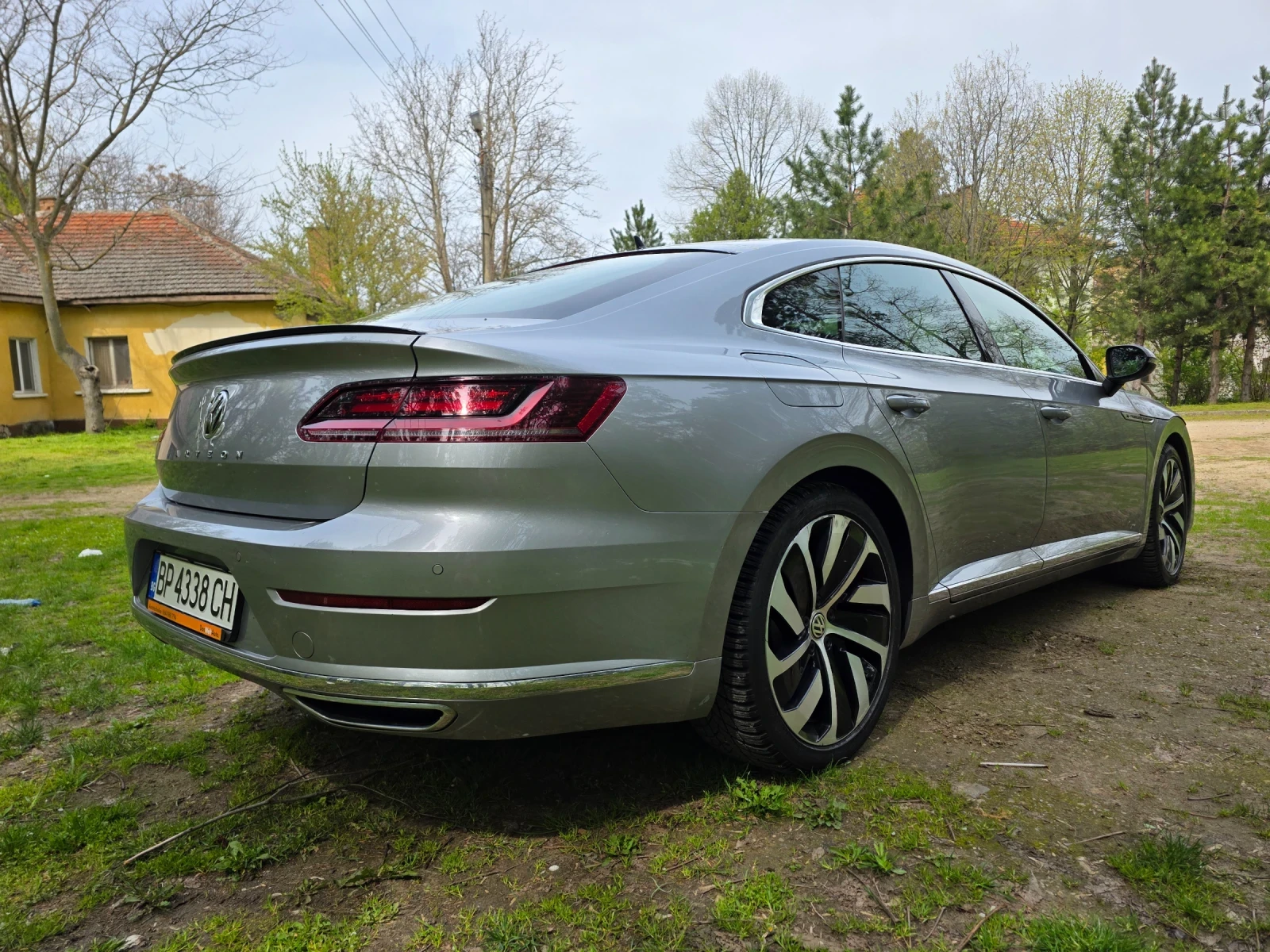 VW Arteon 2.0TDI R-Line, снимка 5 - Автомобили и джипове - 54181028