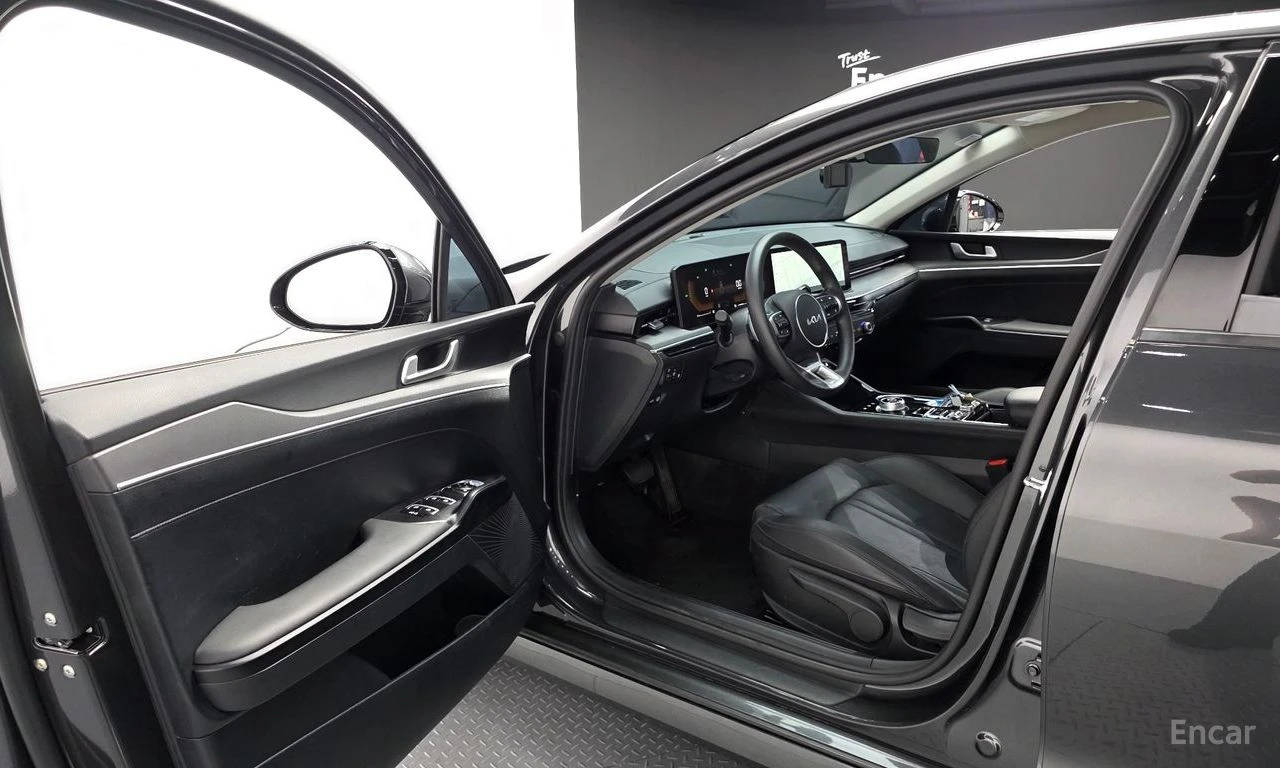 Kia K5 HYBRID* PRESTIGE* ОБДУХВАНЕ* LANE* ASSIST* 360КАМЕ, снимка 5 - Автомобили и джипове - 55213143