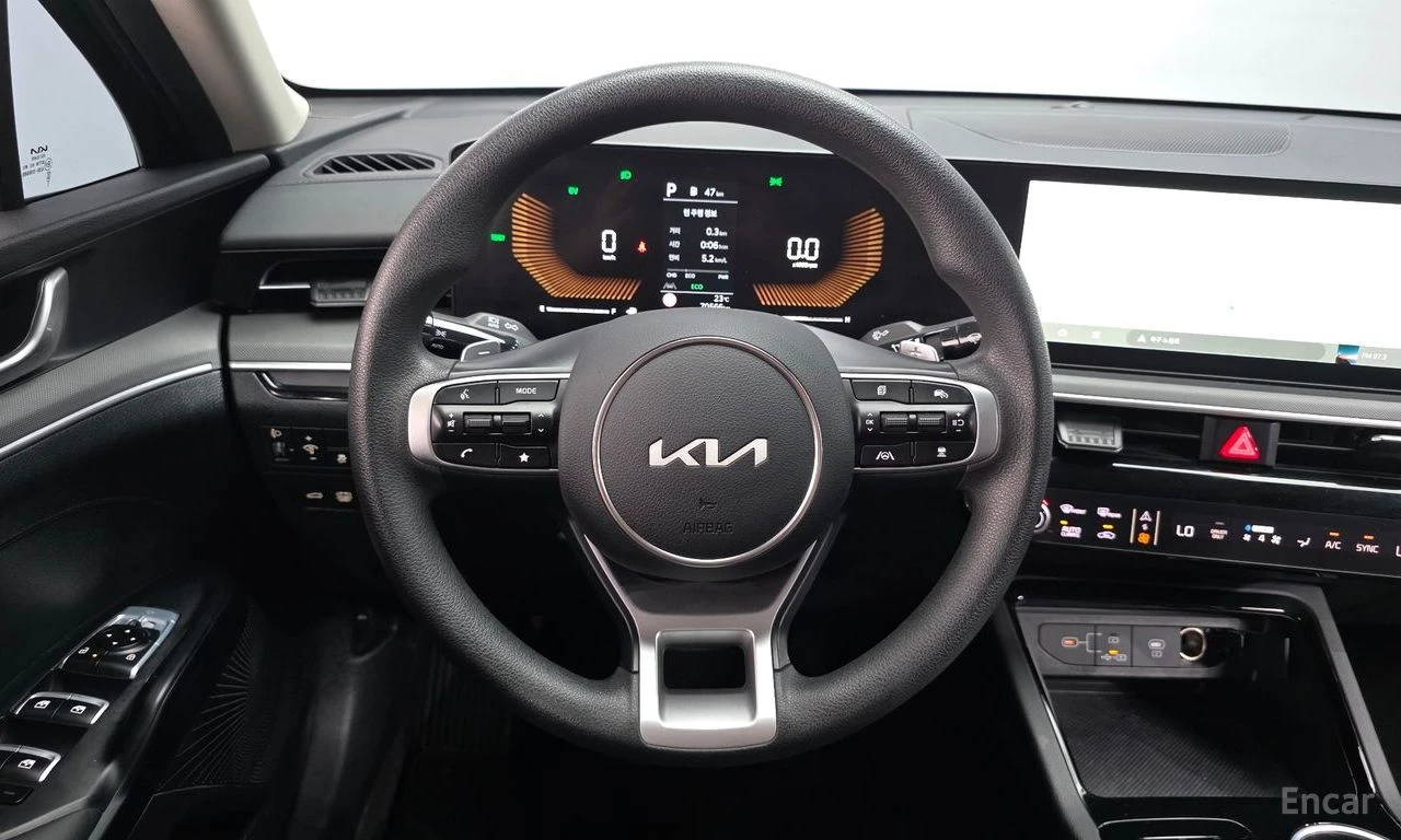 Kia K5 HYBRID* PRESTIGE* ОБДУХВАНЕ* LANE* ASSIST* 360КАМЕ, снимка 8 - Автомобили и джипове - 55213143