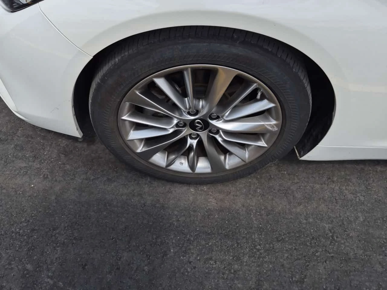 Infiniti Q50 * LUXE * CARFAX * БЕЗ ПЪРВОНАЧАЛНА ВНОСКА, снимка 8 - Автомобили и джипове - 55475477