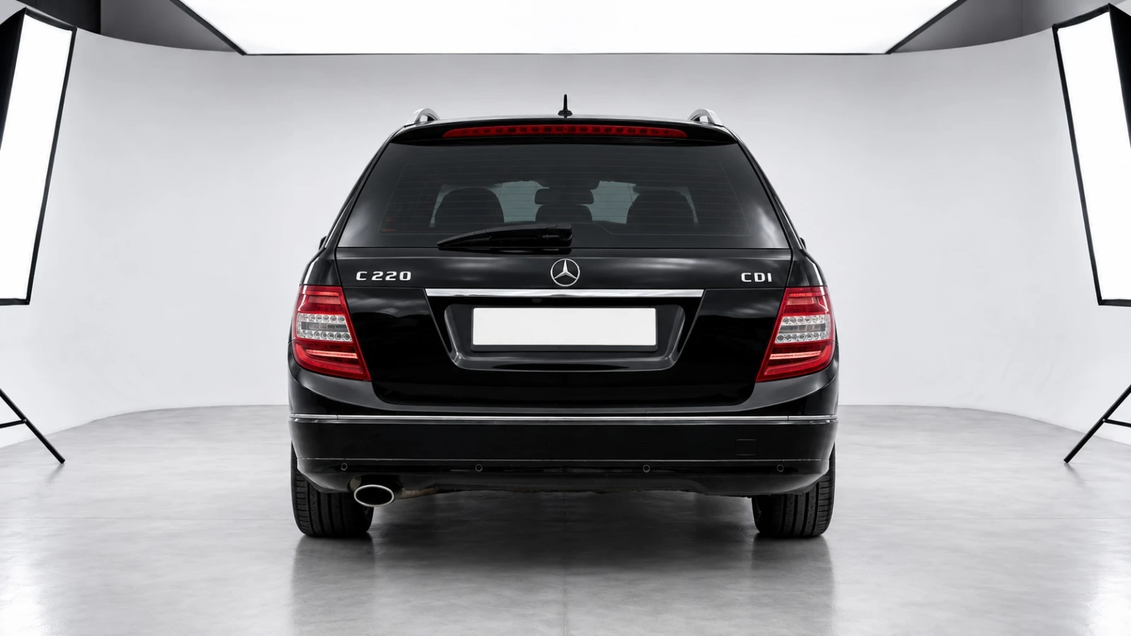 Mercedes-Benz C 220 Avantgarde, снимка 10 - Автомобили и джипове - 56136348