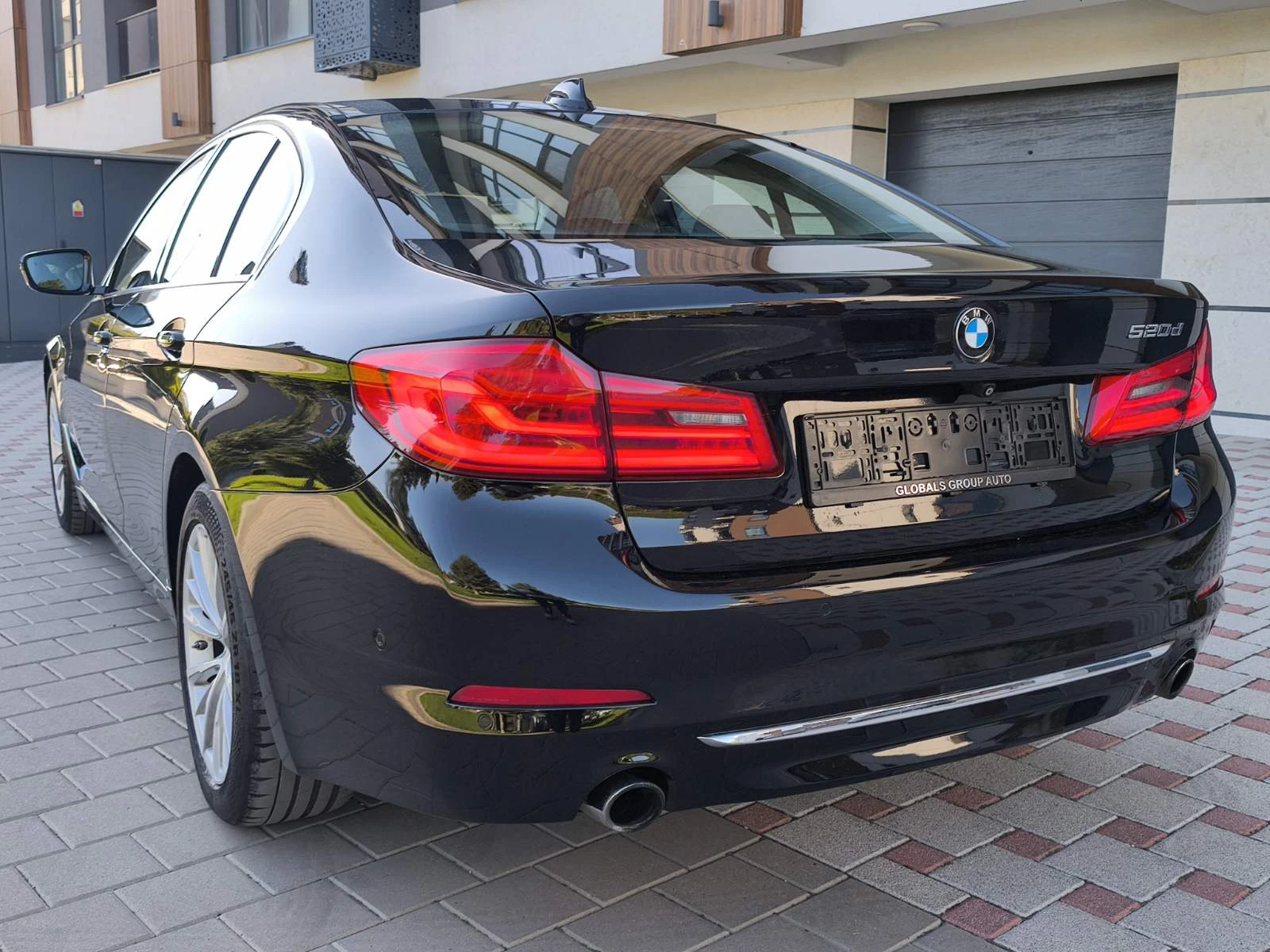 BMW 520 2.0 D LUXURY LINE | Mobile.bg � ����������� 13