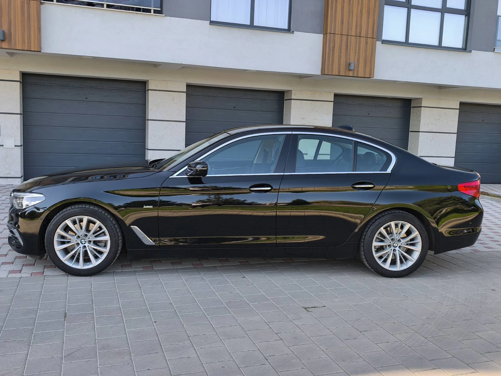 BMW 520 2.0 D LUXURY LINE | Mobile.bg � ����������� 3