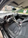 Toyota Auris 1.4 D4-D 90 к.с - изображение 4