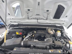 Jeep Gladiator 3.6L V-6 DOHC, VVT, 285HP 4X4 Drive - 22200 € / 43419.43 лв. - 75972683 15