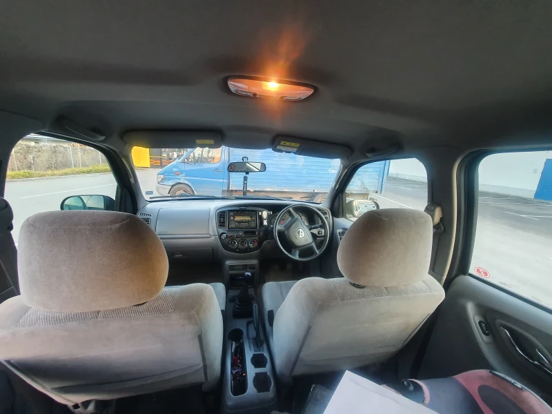 Mazda Tribute Бартер, снимка 12 - Автомобили и джипове - 48135236