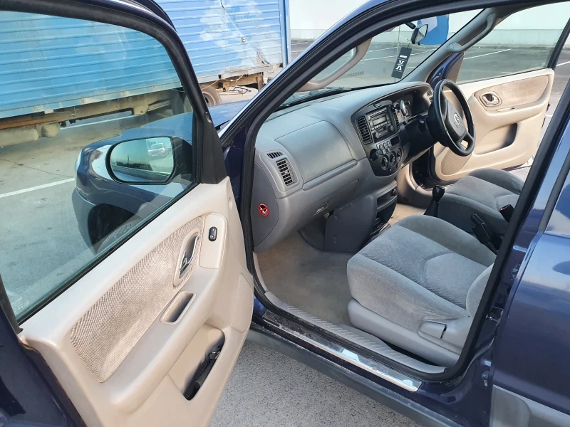 Mazda Tribute Бартер, снимка 11 - Автомобили и джипове - 48135236