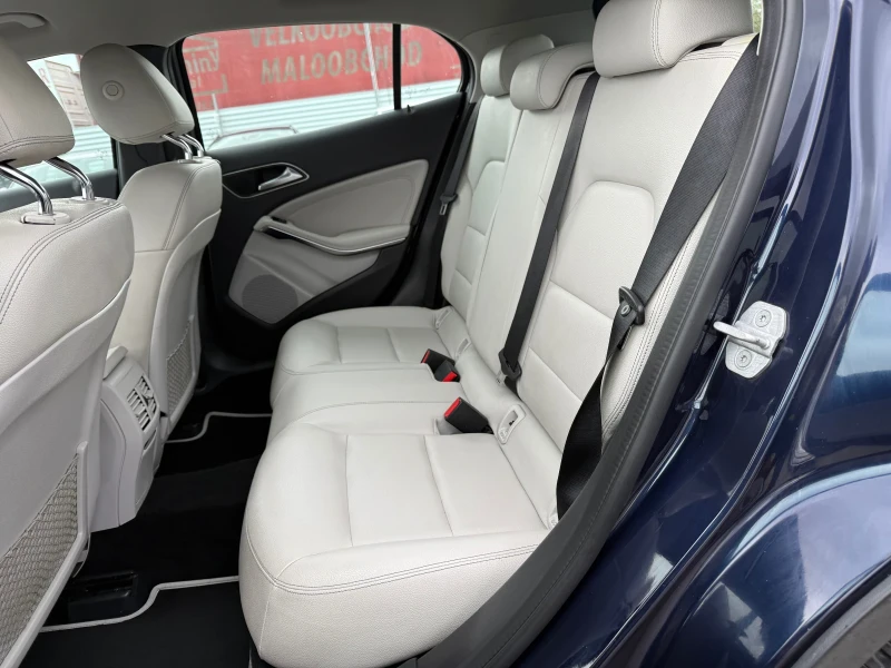 Mercedes-Benz GLA 200 2.2 CDI Face Lift Кожа* Нави* Камера , снимка 10 - Автомобили и джипове - 52359397