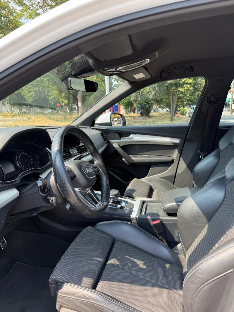 Audi Q5, снимка 7 - Автомобили и джипове - 52498469