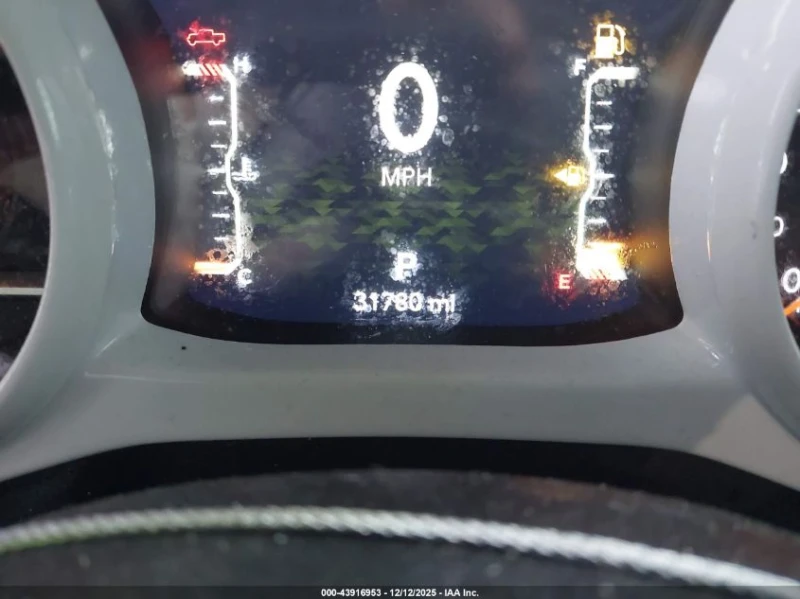 Jeep Gladiator 3.6L V-6 DOHC, VVT, 285HP 4X4 Drive, снимка 7 - Автомобили и джипове - 52938684