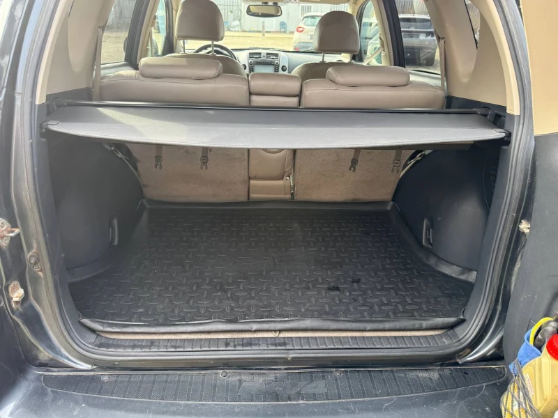 Toyota Rav4 2.2 D4D/177cc, снимка 16 - Автомобили и джипове - 53336300