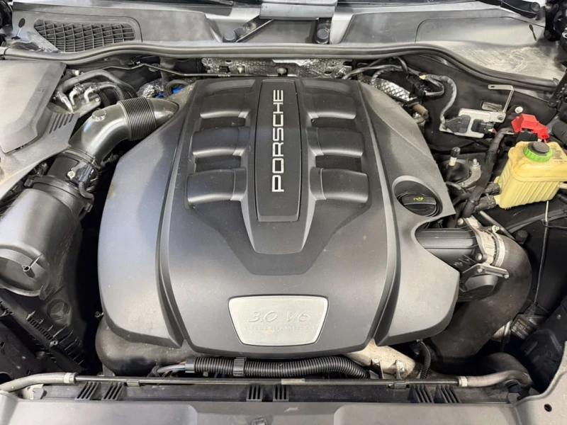 Porsche Cayenne * Type 92A * CARFAX * ЦЕНА ДО БГ, снимка 10 - Автомобили и джипове - 53356078