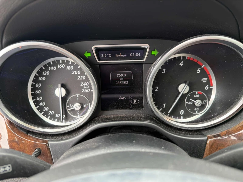 Mercedes-Benz GL 350 4MATIC* 7 МЕСТЕН* ПОДГРЕВ НА ВОЛАН/СЕДАЛКИ* ПАНОРА, снимка 9 - Автомобили и джипове - 53488457