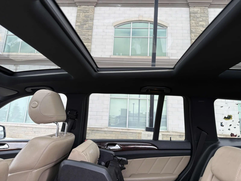 Mercedes-Benz GL 350 4MATIC* 7 МЕСТЕН* ПОДГРЕВ НА ВОЛАН/СЕДАЛКИ* ПАНОРА, снимка 11 - Автомобили и джипове - 53488457