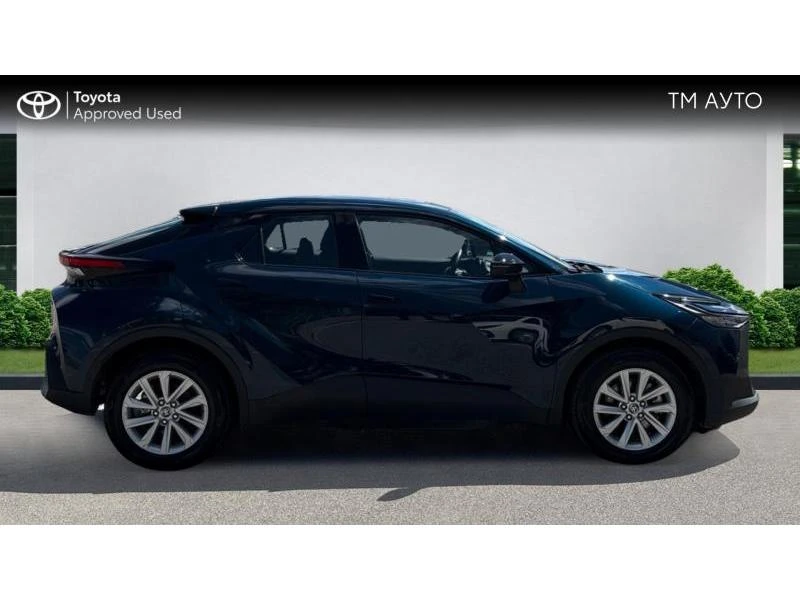 Toyota C-HR 2.0 PHEV COOL, снимка 17 - Автомобили и джипове - 55257188