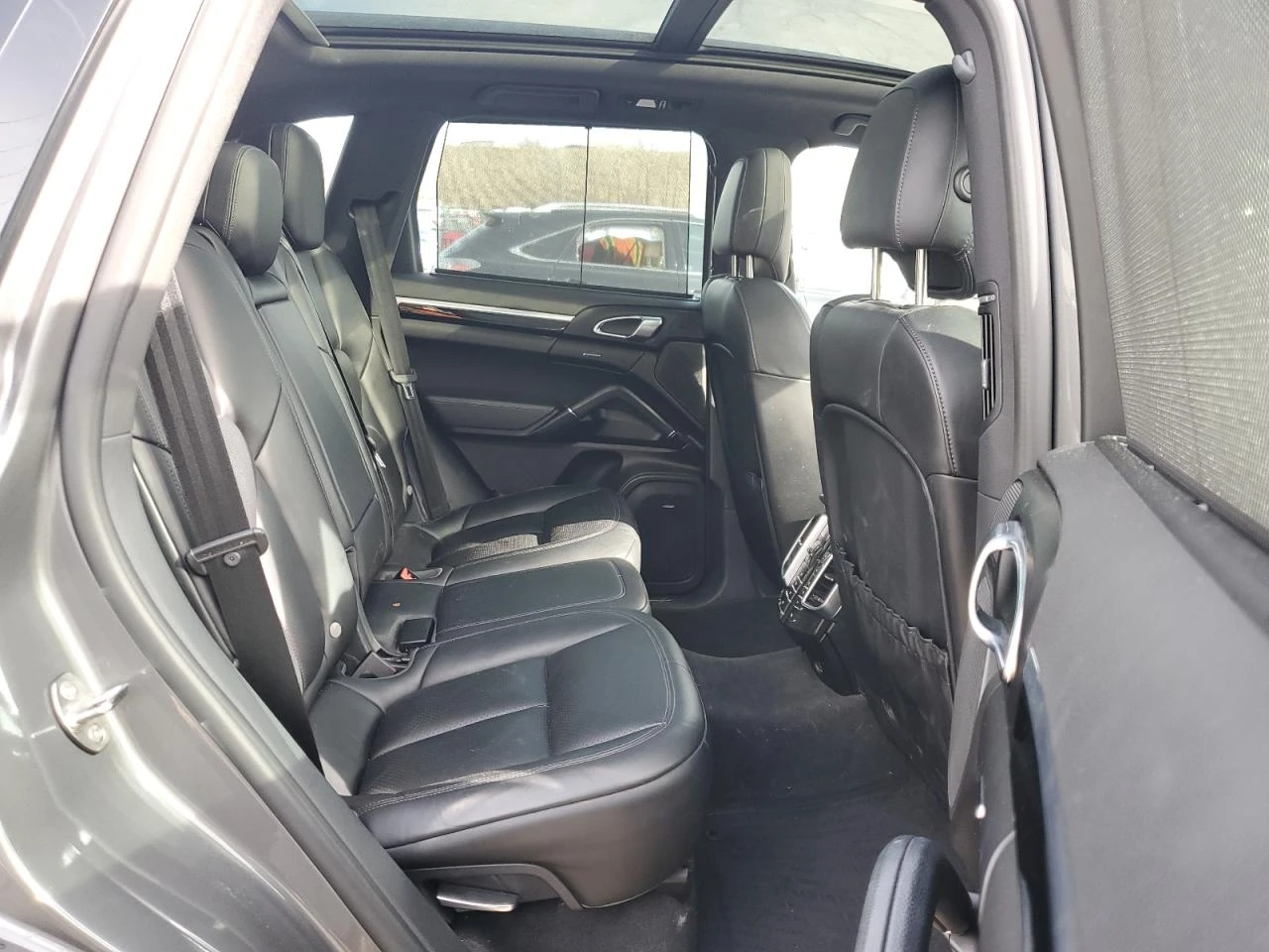Porsche Cayenne S Обдухване* Bose* Пано*  - изображение 10