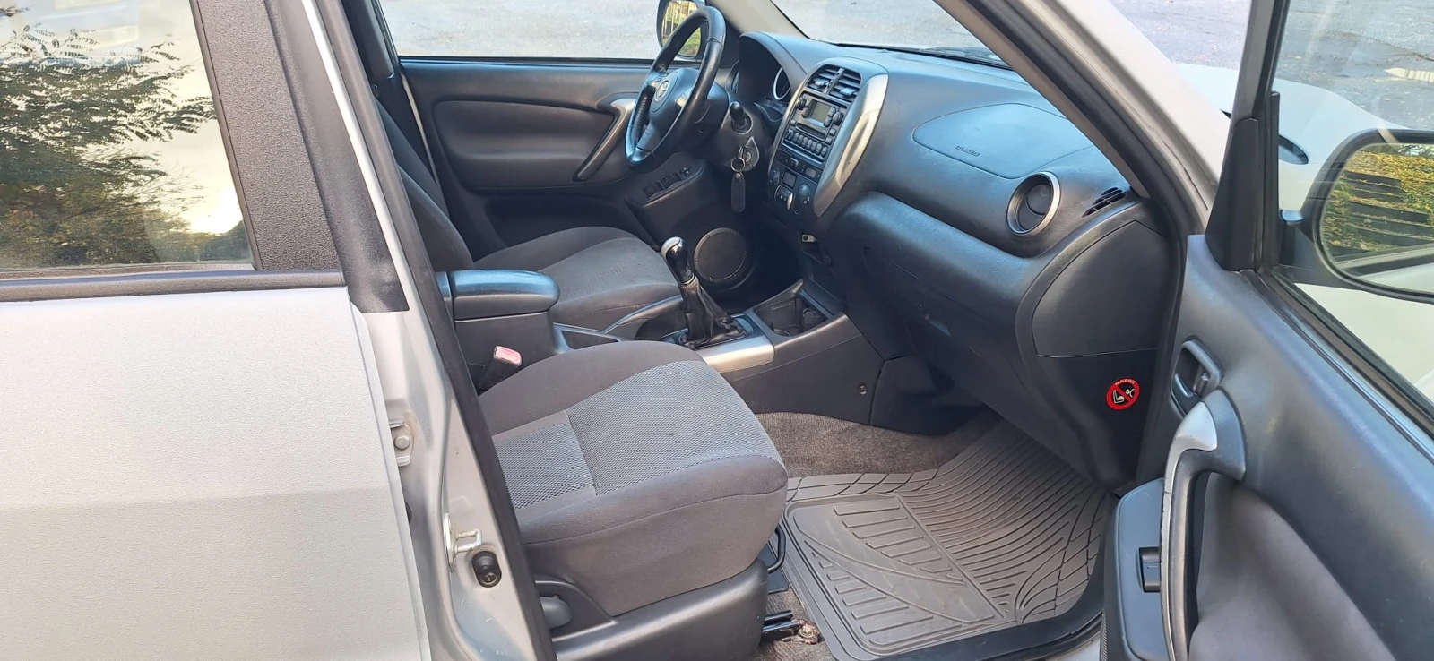 Toyota Rav4 2.0 d4d 116к.с - изображение 10