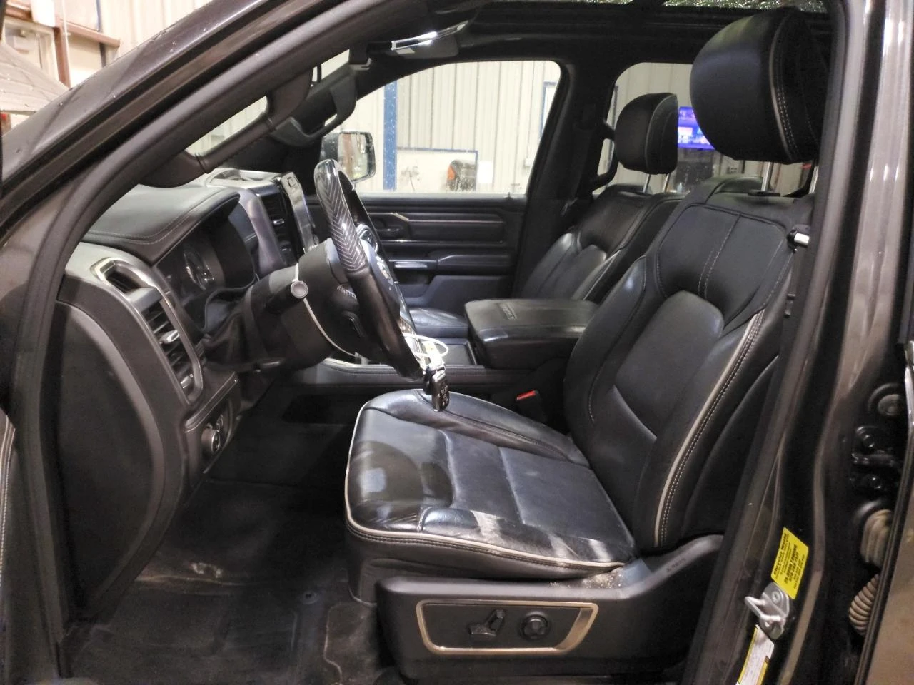 Dodge RAM 1500 LIMITED/AWD/NAVI/ОТ 306 ЕВРО НА МЕСЕЦ, снимка 7 - Автомобили и джипове - 53919379