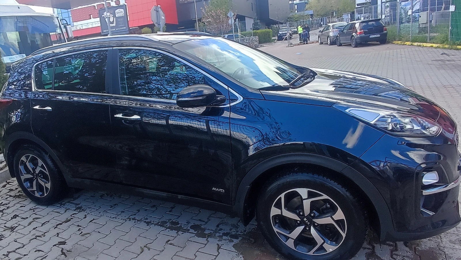 Kia Sportage 1.6T-GDI , снимка 11 - Автомобили и джипове - 54722300