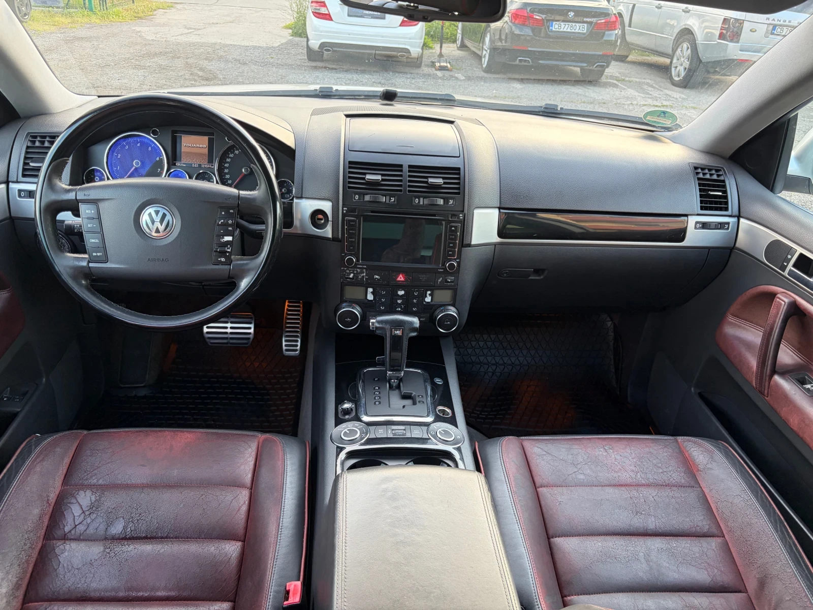 VW Touareg Individual, снимка 11 - Автомобили и джипове - 54815294