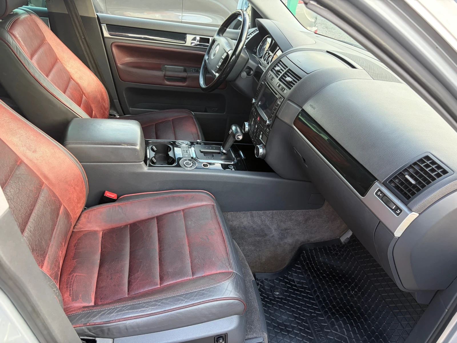 VW Touareg Individual, снимка 14 - Автомобили и джипове - 54815294