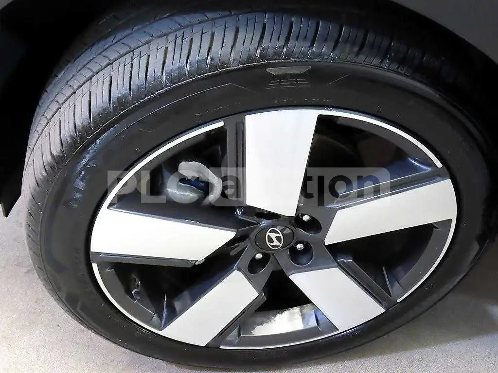 Hyundai Santa fe Hybrid| 7МЕСТА| DIST| 360| ВКЛ.ТЕХНОТЕСТ, снимка 17 - Автомобили и джипове - 55008005