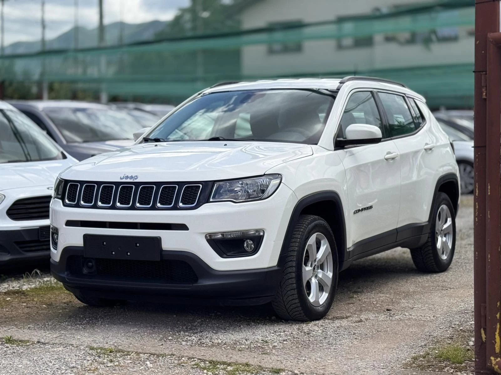 Jeep Compass 2.0M-Jet* 4x4* Distronic, снимка 2 - Автомобили и джипове - 55145516