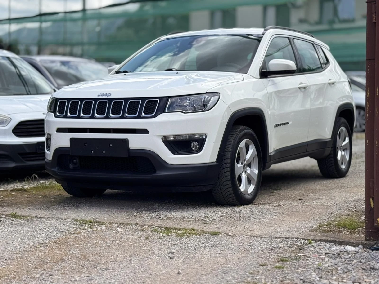 Jeep Compass 2.0M-Jet* 4x4* Distronic, снимка 4 - Автомобили и джипове - 55145516