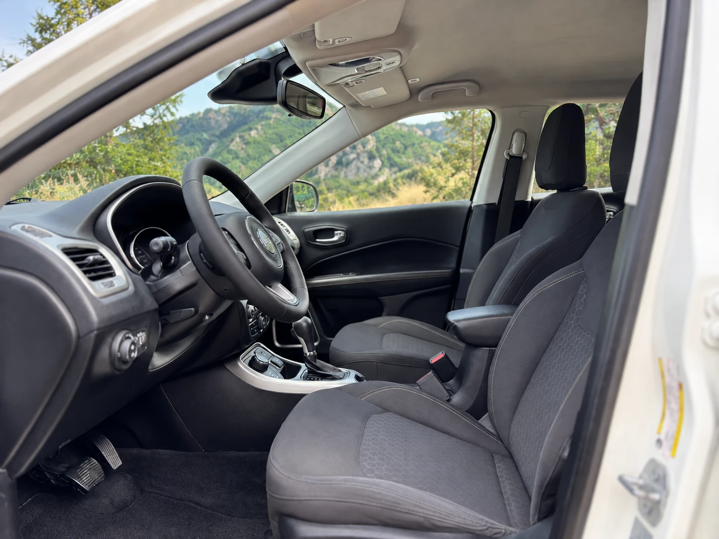 Jeep Compass 2.0M-Jet* 4x4* Distronic | Mobile.bg � ����������� 10