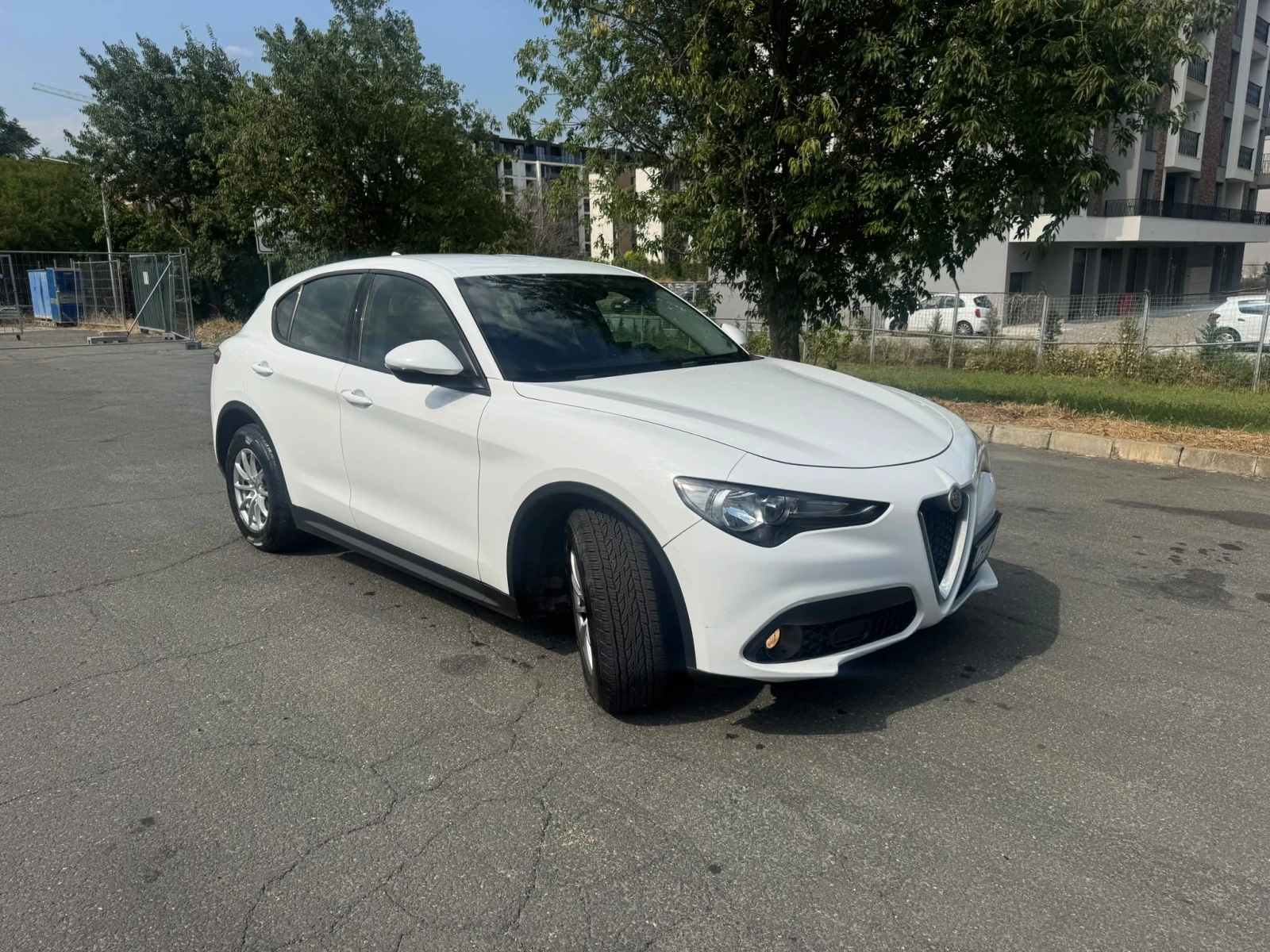 Alfa Romeo Stelvio 2.2, снимка 9 - Автомобили и джипове - 55610271