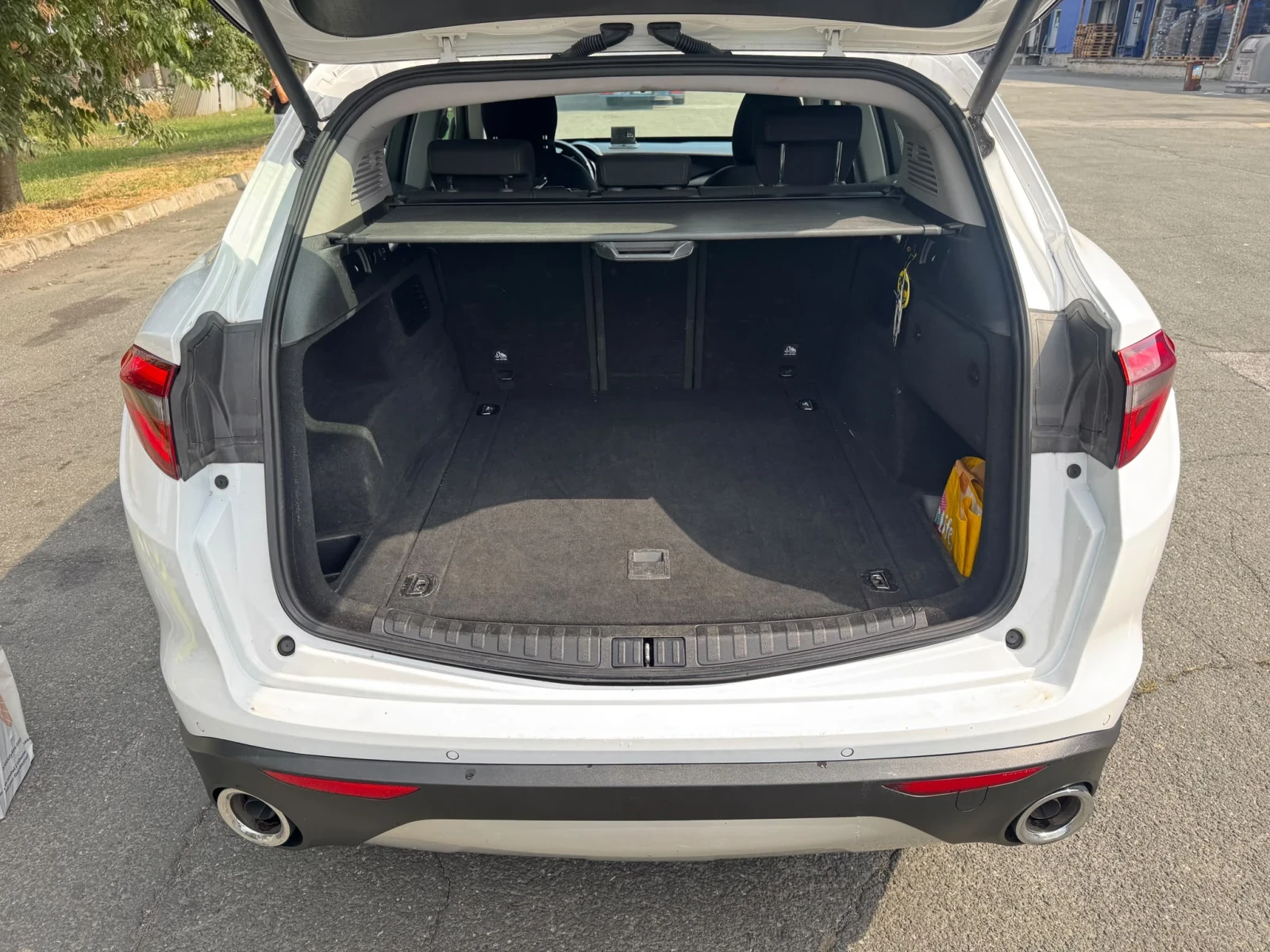 Alfa Romeo Stelvio 2.2, снимка 4 - Автомобили и джипове - 55610271