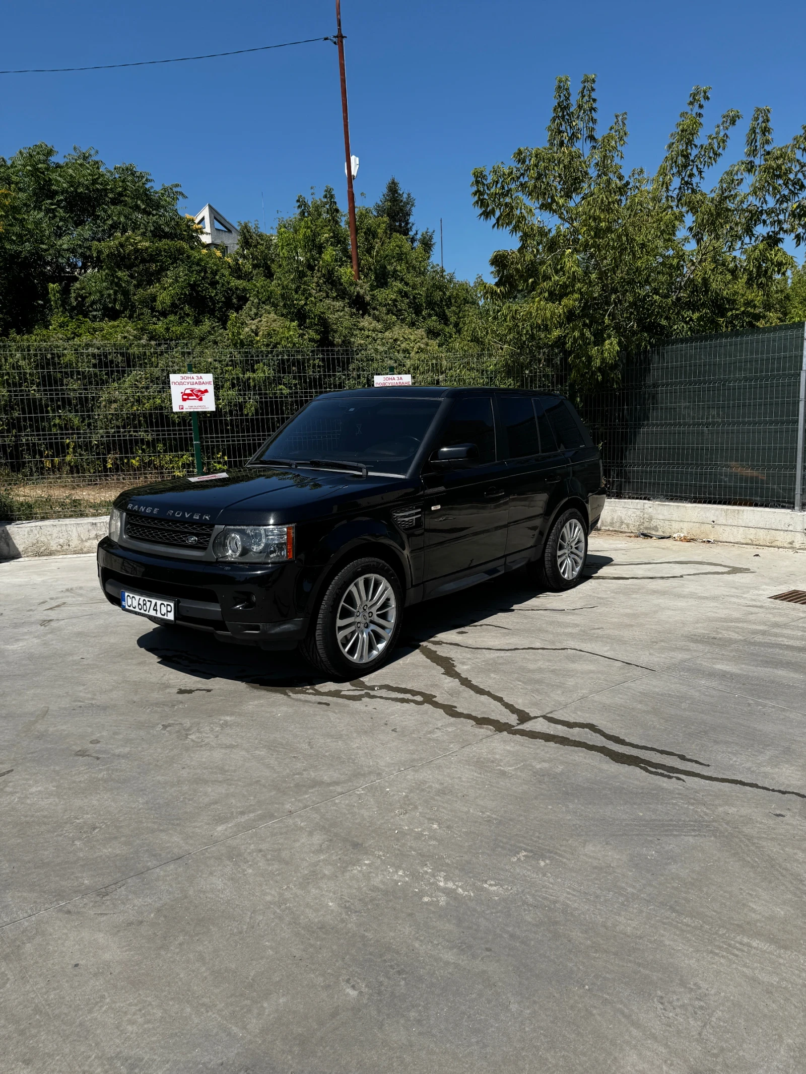 Land Rover Range Rover Sport 3.0HSE, снимка 2 - Автомобили и джипове - 55612877