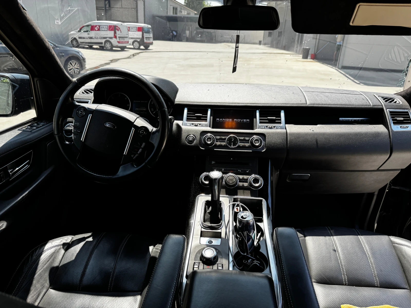 Land Rover Range Rover Sport 3.0HSE, снимка 5 - Автомобили и джипове - 55612877