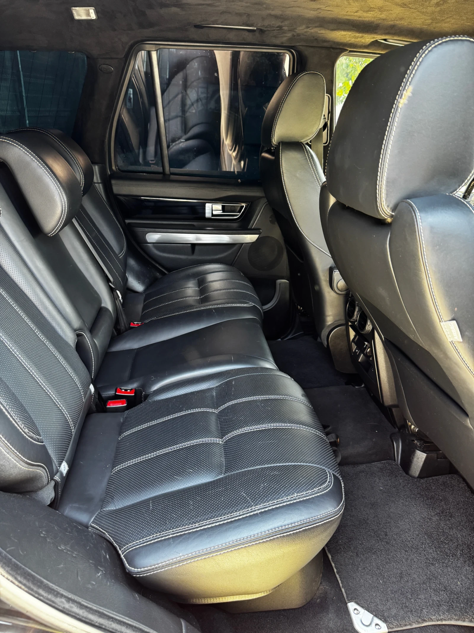 Land Rover Range Rover Sport 3.0HSE, снимка 7 - Автомобили и джипове - 55612877