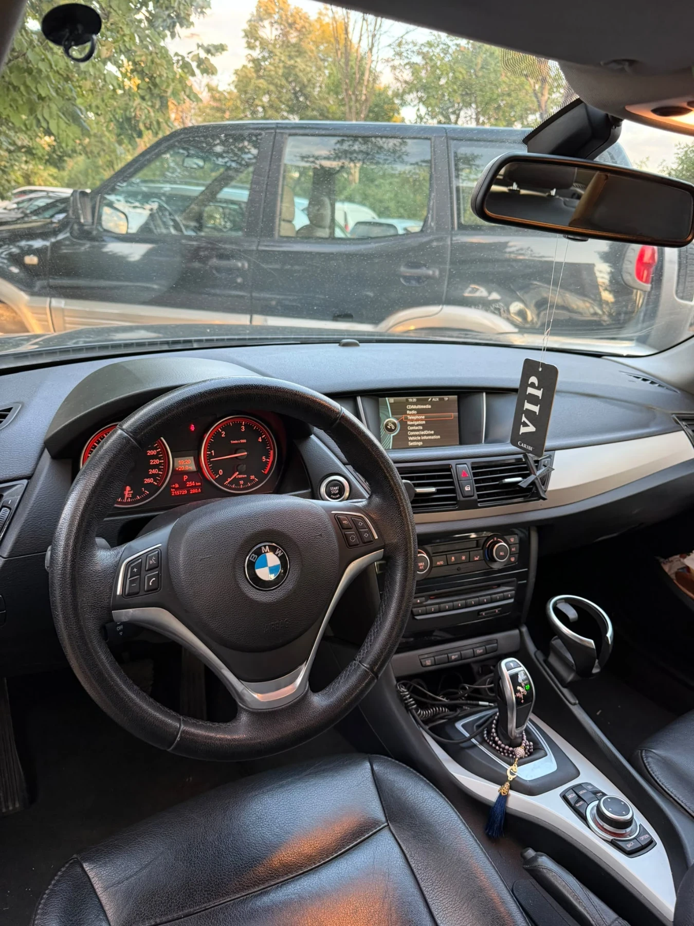 BMW X1, снимка 6 - Автомобили и джипове - 56060296